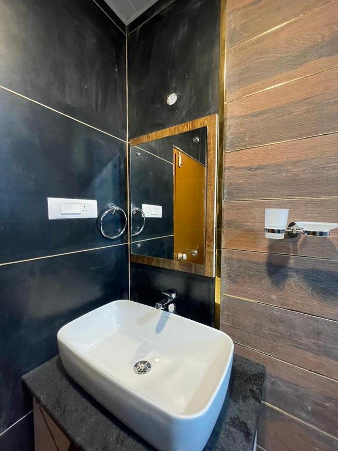 Silver Oak Resorts Yedapalli Dış mekan fotoğraf